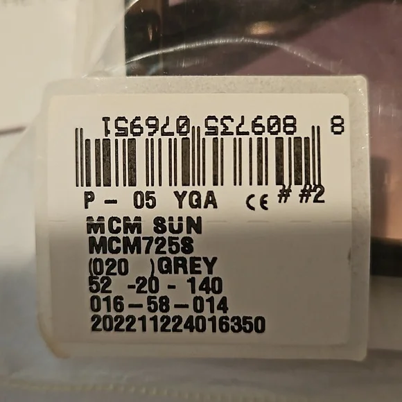 NWT MCM725S 52-20-140 grey sunglasses with hard case and cleaning cloth - Picture 15 of 15